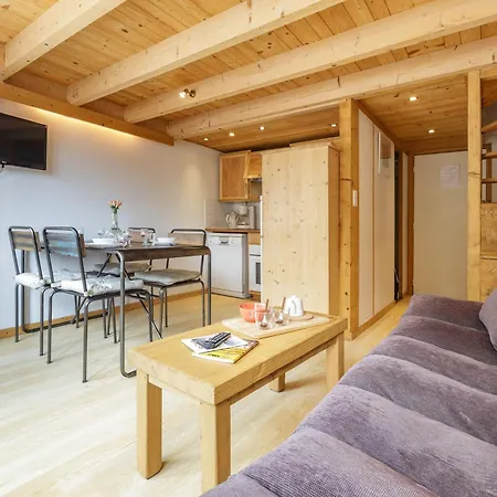 Grand Roc - Campanules 403 - Happy Chamonix