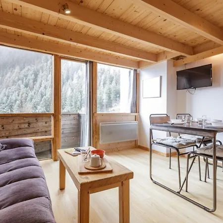 Grand Roc - Campanules 403 - Happy Chamonix