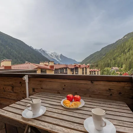 Grand Roc C403 From Slopes 280m, View, Parking & Wifi - Happy Appartement Chamonix